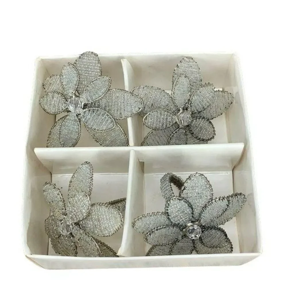 N/A set beaded